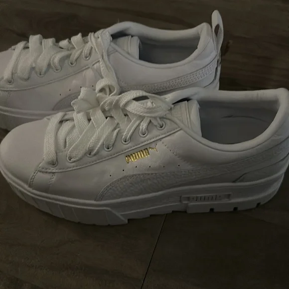 Puma Women’s Mayze Classic Sneakers White, 6.5 UK - Picture 2 of 5
